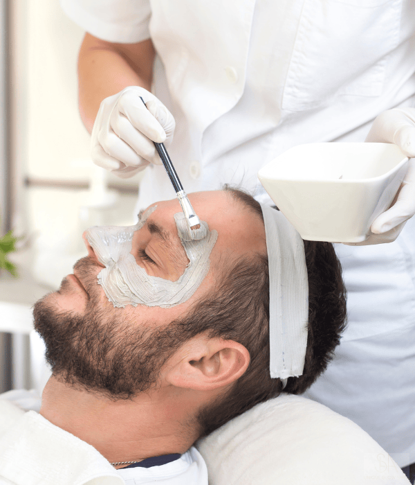 Aknebehandlung für Männer